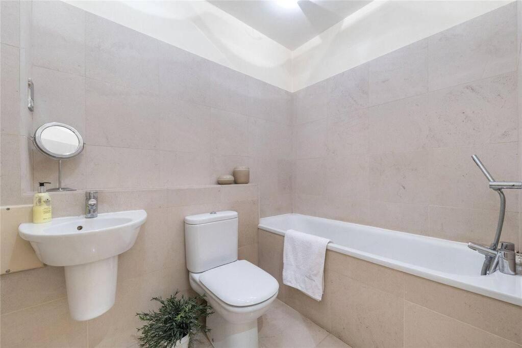 Luxurious Serviced Apt Next To The City Of London And Tower Bridge Διαμέρισμα Εξωτερικό φωτογραφία